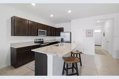 32389 Turtle Grace Loop, Wesley Chapel, FL 33545 - Photo 8