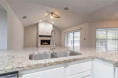 2402 Prairie Place, Lutz, FL 33549 - Photo 28