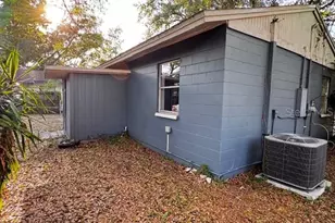 1907 E Emma St, Tampa, FL 33610 - Photo 14