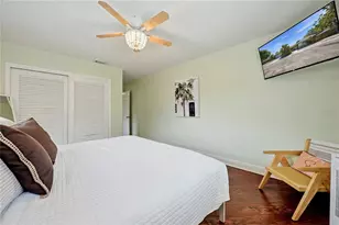 955 Indian Rocks Road S, Largo, FL 33770 - Photo 22