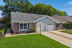 2862 Whitehall Dr, Palm Harbor, FL 34684 - Photo 2