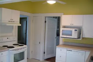 1118 23rd Ave N, Saint Petersburg, FL 33704 - Photo 8