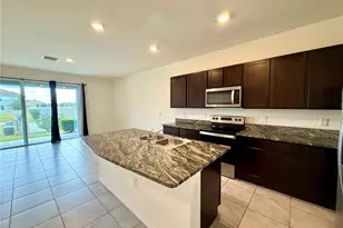 32794 Pez Landing Ln, Wesley Chapel, FL 33543 - Photo 8