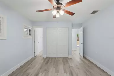 5654 Kiwanis Place NE, Saint Petersburg, FL 33703 - Photo 12