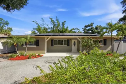 5654 Kiwanis Place NE, Saint Petersburg, FL 33703 - Photo 2