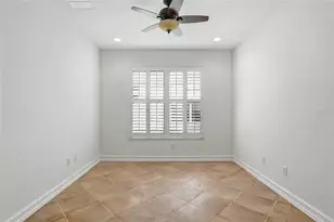 5042 Sandy Brook Cir, Wimauma, FL 33598 - Photo 8