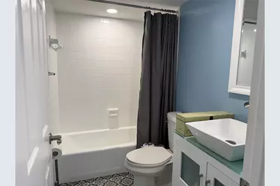 255 Dolphin Point #305, Clearwater Beach, FL 33767 - Photo 14