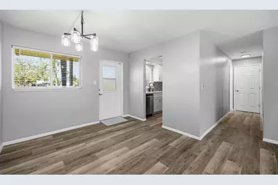 2900 45th Street S #7, Gulfport, FL 33711 - Photo 12