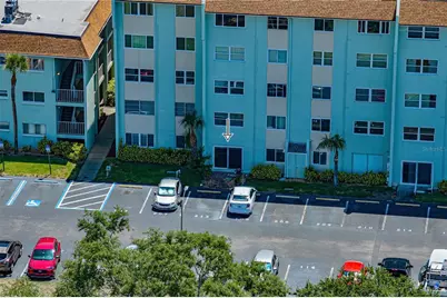 801 83rd Avenue N #108, Saint Petersburg, FL 33702 - Photo 2