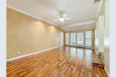 1003 W Outbound Place, Tampa, FL 33612 - Photo 12