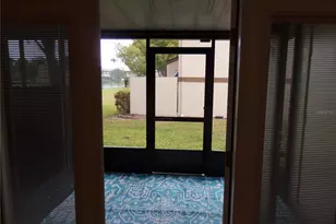 9209 Seminole Blvd, Seminole, FL 33772 - Photo 18