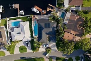 1024 44th Ave NE, Saint Petersburg, FL 33703 - Photo 32
