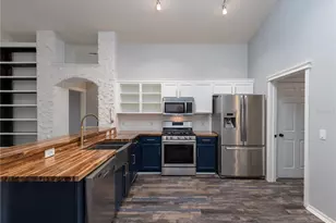 12541 Blazing Star Dr, Tampa, FL 33626 - Photo 20