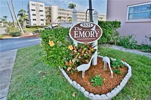 5521 80th St N, Saint Petersburg, FL 33709 - Photo 2