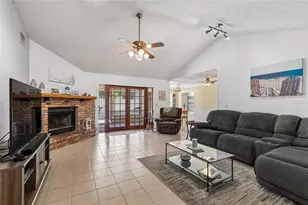 5127 Nashville Dr, Tampa, FL 33624 - Photo 2
