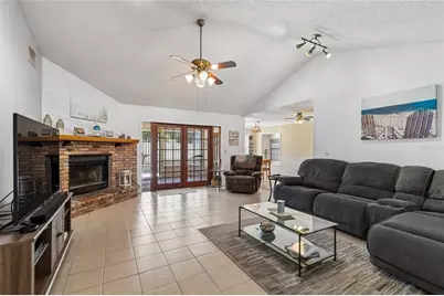 5127 Nashville Drive, Tampa, FL 33624 - Photo 10