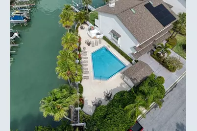 118 Marina Del Rey Court, Clearwater Beach, FL 33767 - Photo 46