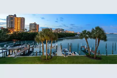 118 Marina Del Rey Court, Clearwater Beach, FL 33767 - Photo 4
