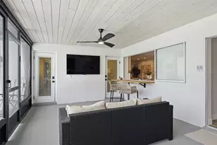 2000 Kansas Ave NE, Saint Petersburg, FL 33703 - Photo 40