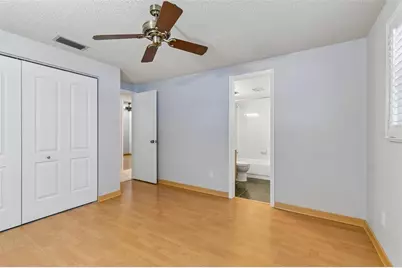 8806 Oak Circle, Tampa, FL 33615 - Photo 26