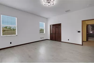 3021 59th Avenue S, Saint Petersburg, FL 33712 - Photo 10