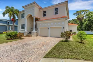 3021 59th Ave S, Saint Petersburg, FL 33712 - Photo 2