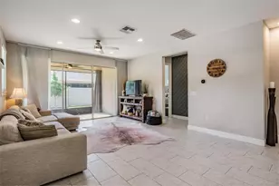 10335 Holstein Edge Pl, Riverview, FL 33569 - Photo 6