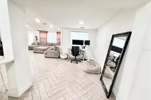 626 74th St N, Saint Petersburg, FL 33710 - Photo 20