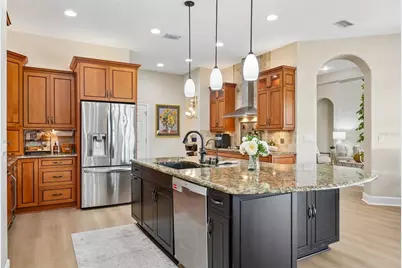 19117 Mandarin Grove Place, Tampa, FL 33647 - Photo 12