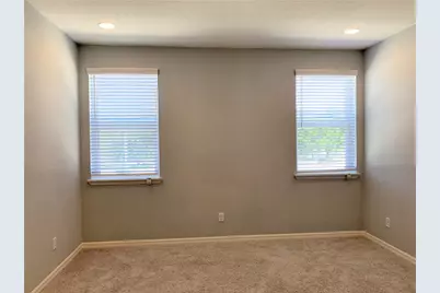 1073 Amber Leaf Trail, Wesley Chapel, FL 33544 - Photo 12