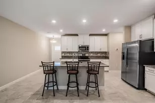 10246 Echo Dock Loop, San Antonio, FL 33576 - Photo 4
