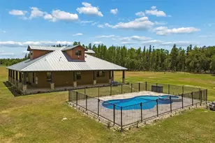 41451 Nipper Rd, Zephyrhills, FL 33540 - Photo 56