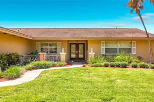 6490 Burning Tree Dr, Seminole, FL 33777 - Photo 4