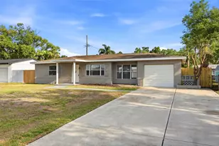 5650 47th Ave N, Kenneth City, FL 33709 - Photo 2