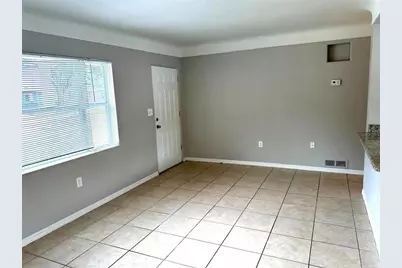 5650 47th Avenue N, Kenneth City, FL 33709 - Photo 2