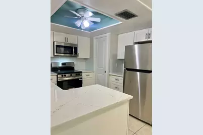 632 Edgewater Drive #139, Dunedin, FL 34698 - Photo 4