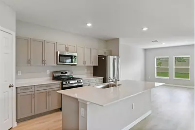 34993 Arbor Retreat Drive, Dade City, FL 33525 - Photo 2