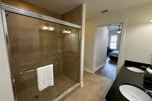 13941 Clubhouse Dr, Tampa, FL 33618 - Photo 14