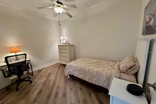 13941 Clubhouse Dr, Tampa, FL 33618 - Photo 6