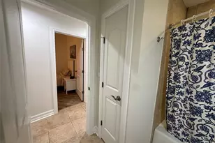 13941 Clubhouse Dr, Tampa, FL 33618 - Photo 22