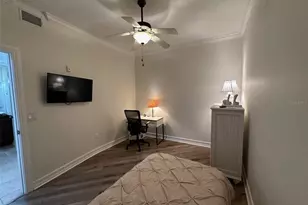 13941 Clubhouse Dr, Tampa, FL 33618 - Photo 20