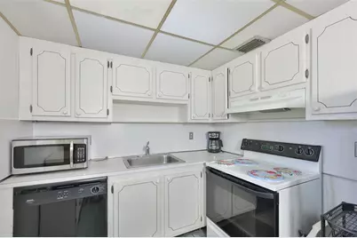 1802 Bedford Terrace #177, Sun City Center, FL 33573 - Photo 10