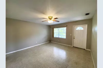 5545 3rd Ave N, Saint Petersburg, FL 33710 - Photo 6