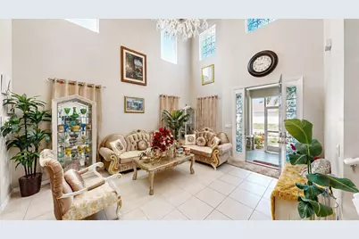 472 6th Avenue NW, Ruskin, FL 33570 - Photo 2