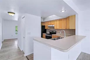 592 100th Ave N, Saint Petersburg, FL 33702 - Photo 6