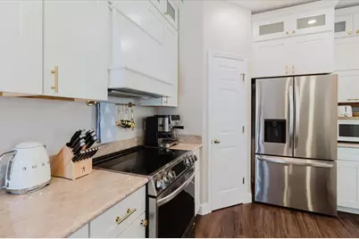 602 51st Avenue N, Saint Petersburg, FL 33703 - Photo 18