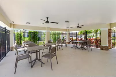 602 51st Avenue N, Saint Petersburg, FL 33703 - Photo 56