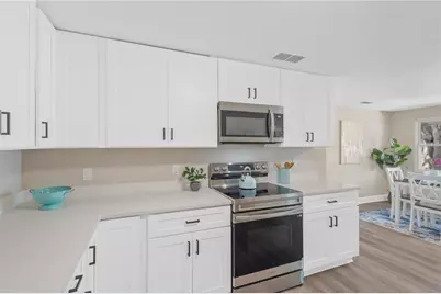 3820 Beechwood Boulevard, Tampa, FL 33619 - Photo 4