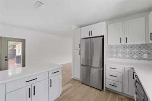3030 5th St N, Saint Petersburg, FL 33704 - Photo 42