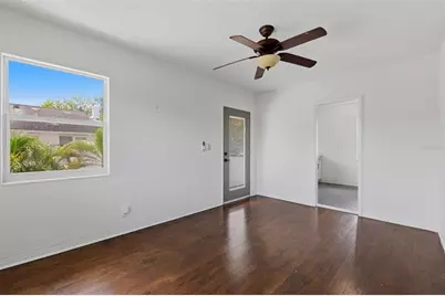3030 5th Street N, Saint Petersburg, FL 33704 - Photo 6